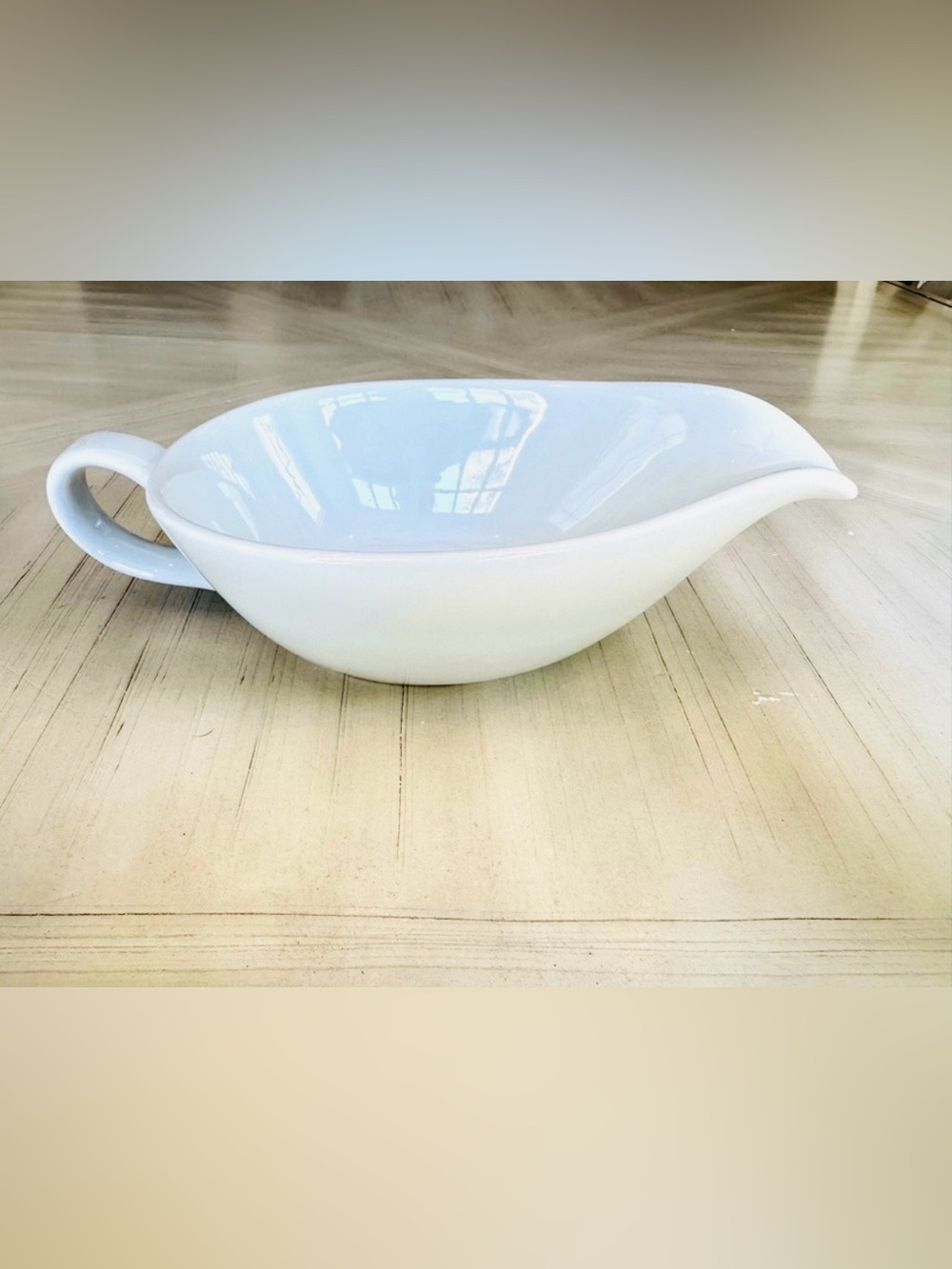 Justin Capp Fine Porcelain Gravy Boat White England 9” Elegant Serveware